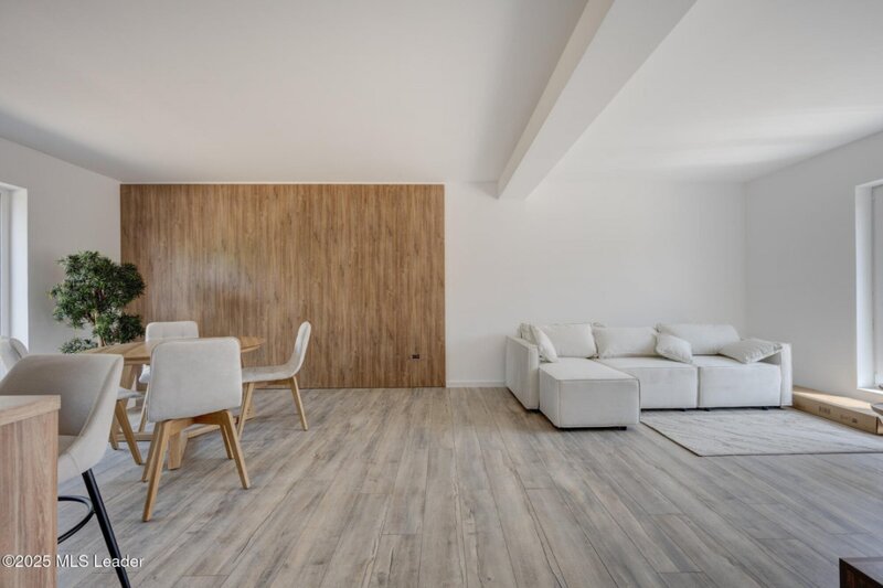 Snagov- Peris vanzare vile moderne, 3 dormitoare
